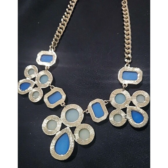 Chunky Statement Fashion Necklace Gold Tone With Blue/Green/White Acrylic Set - Picture 5 of 6